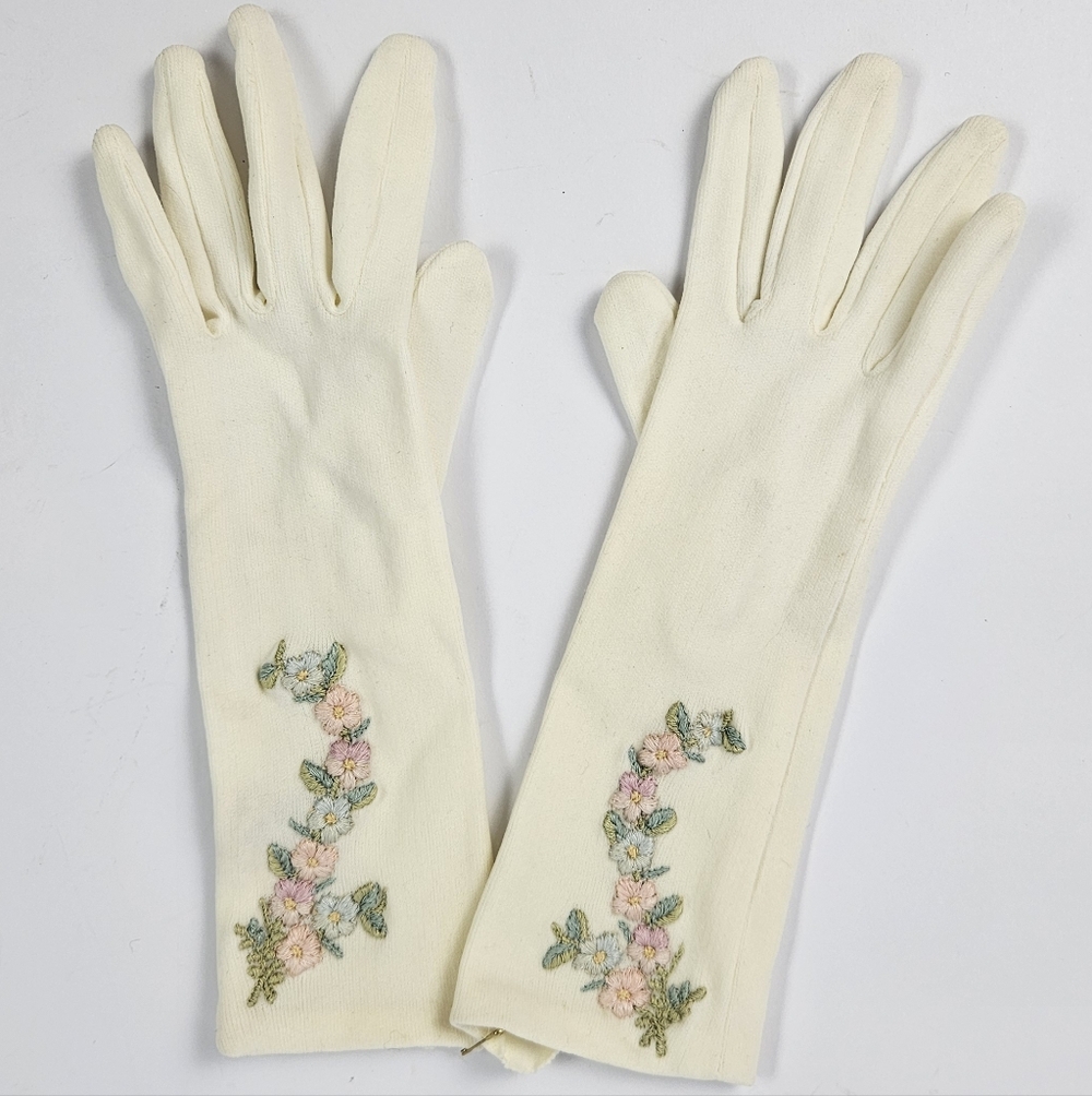 Vintage Handmade Elegant Cream Embroidery Pink Blue Floral Gloves Dress Up